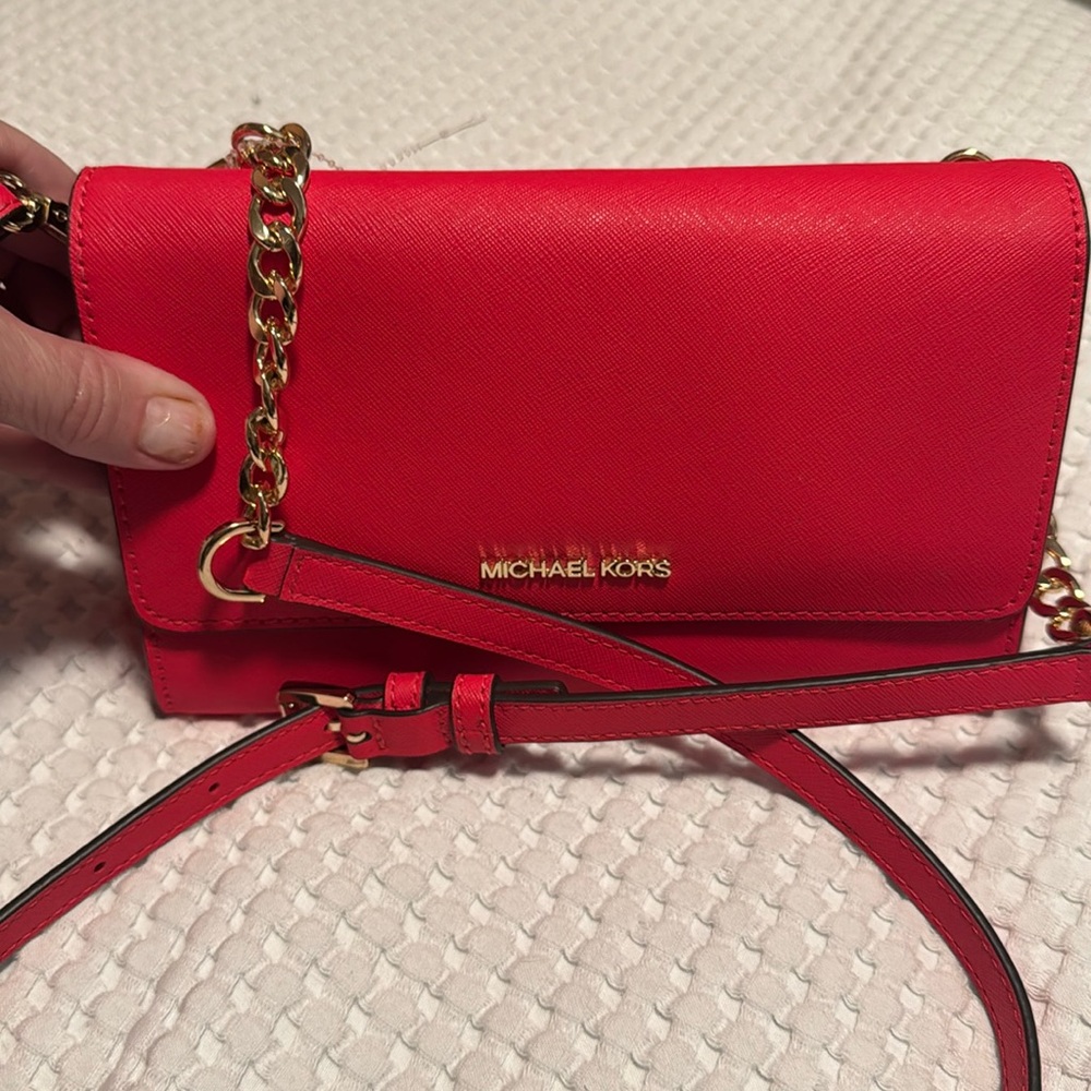 New Michael, Kors, Crossbody, zippy, convertible, red leather gold hardware bag